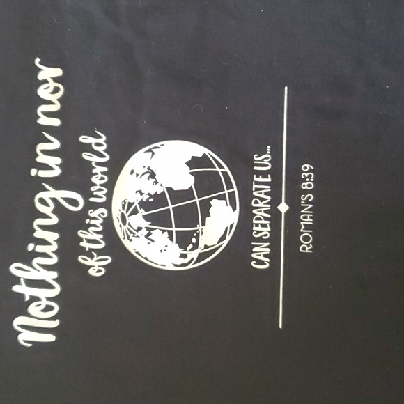 NWT Unisex Graphic T-shirt - Picture 3 of 4